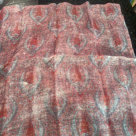 NICOLETTE MAYER LINEN RED BYZANTINE NAPKINS (4) - Picture 2 of 5